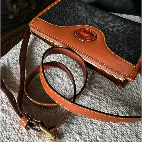 Dooney & Burke Handbag - Picture 4 of 8